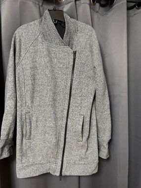 Lululemon sweater/jacket